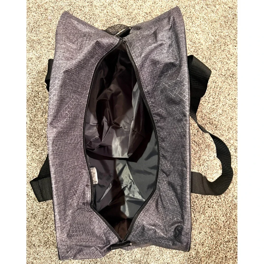 Thirty One All Packed Duffle Gym Sports Bag Duffel Monogram TRAVIS NEW Shoe Area